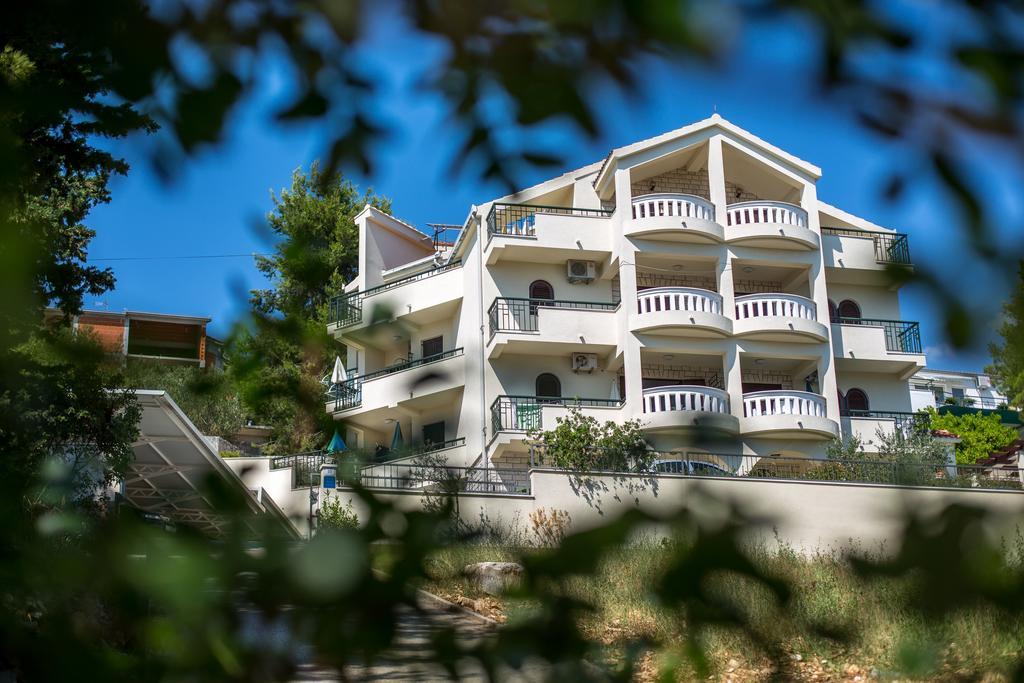 Villa Fani - Apartments In تروغير المظهر الخارجي الصورة